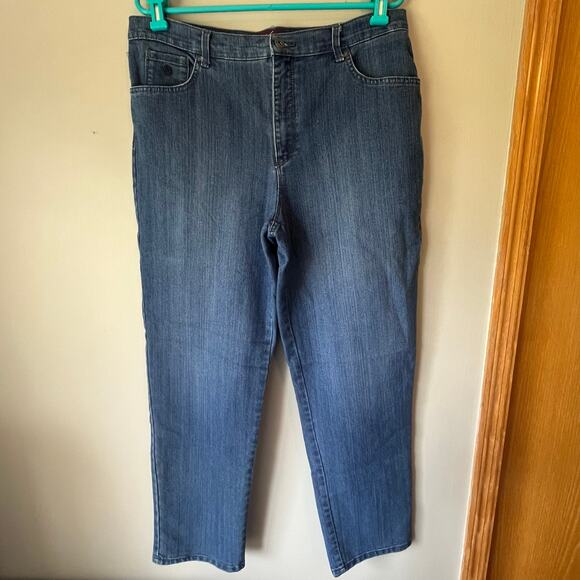 Gloria Vanderbilt Amanda Medium Wash Straight Leg Jean Size 18 - Picture 12 of 12